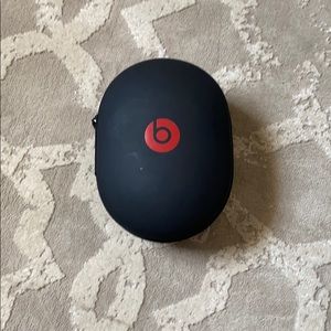 BEATS CASE